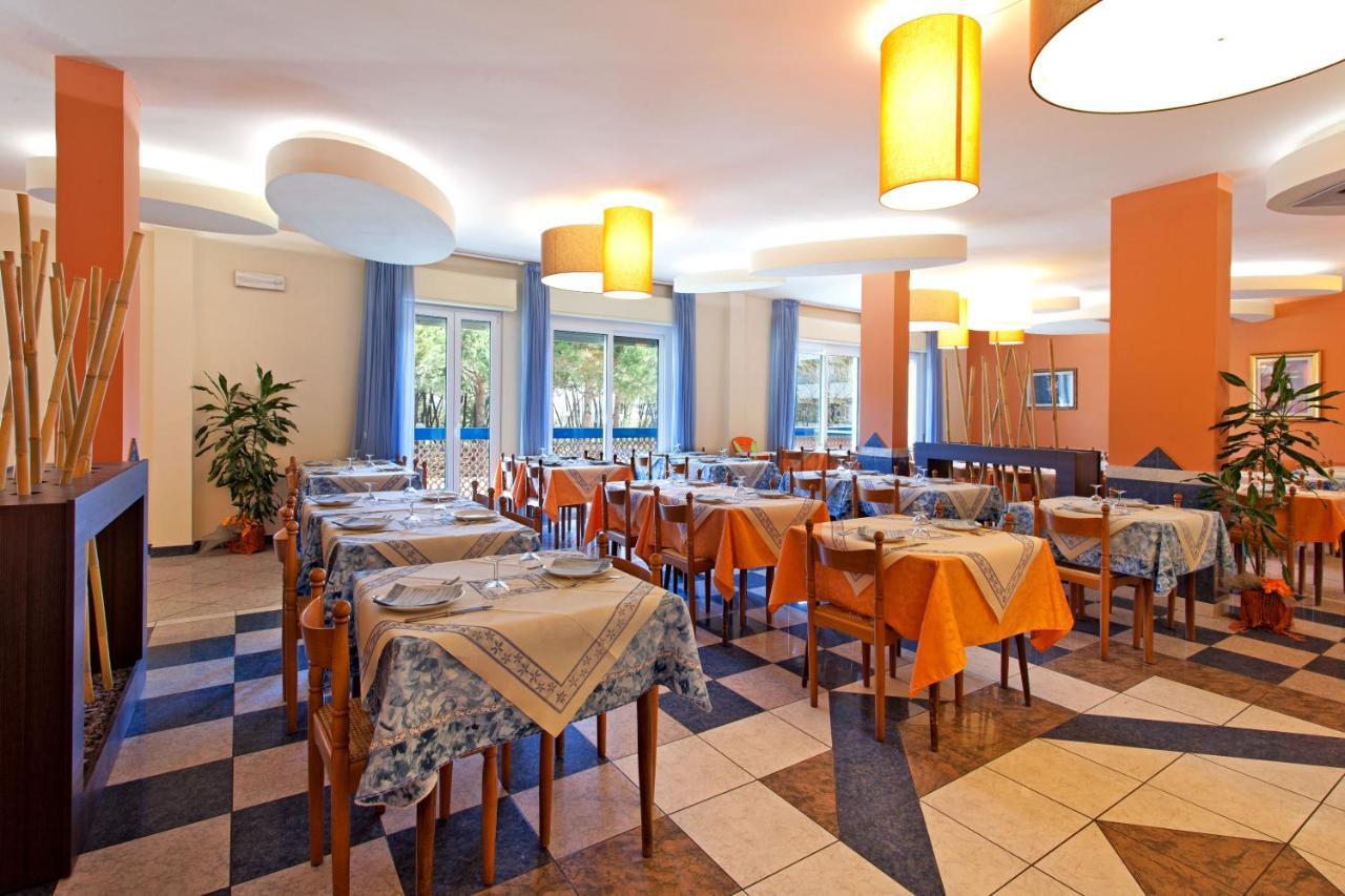 Hotel Sorriso Lido di Classe Kültér fotó